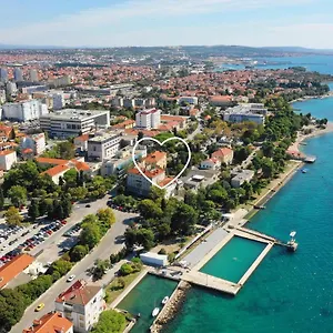  Apartment & Kolovare 2, Kroatien